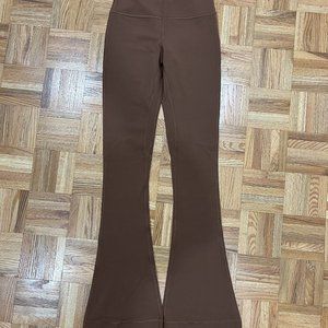 Lululemon Align High-Rise Mini-Flared Pant 32"